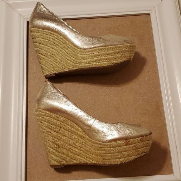 Jessica Simpson gold peep toe platform wedge shoes size 6.5 - Picture 9 of 11